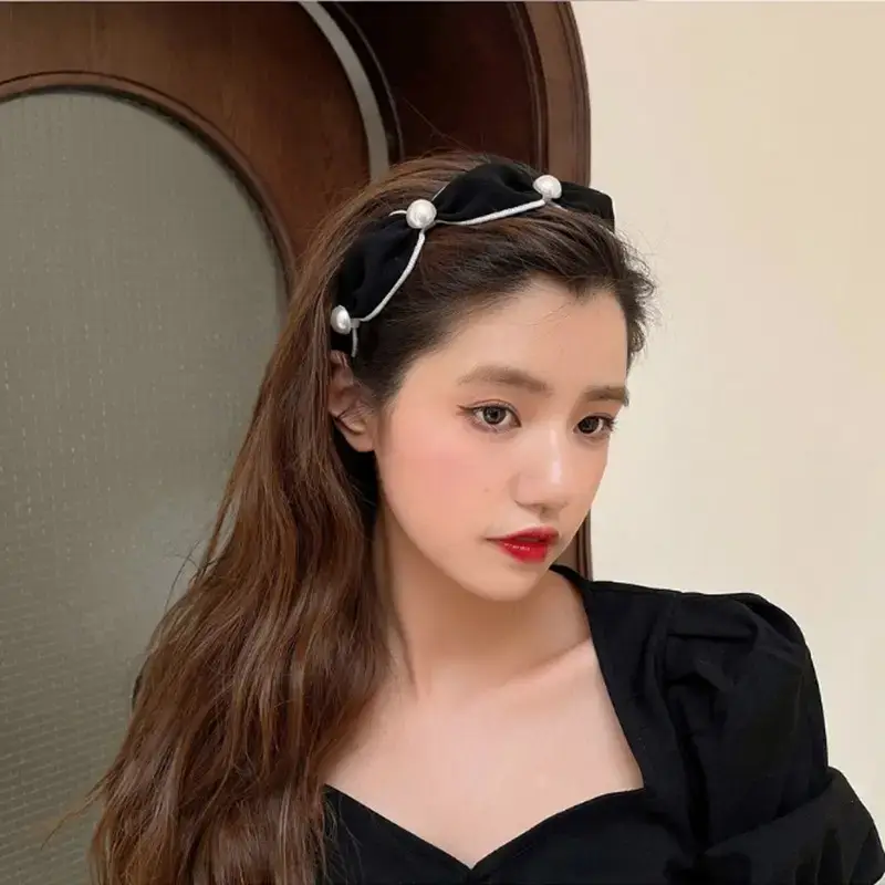Vintage French Style Pearl Hair Band for Women - Image 7