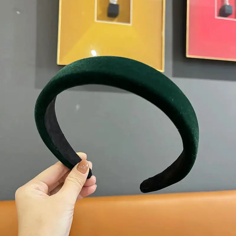 Retro French Flocking Headband Green Wide Edge - Image 5