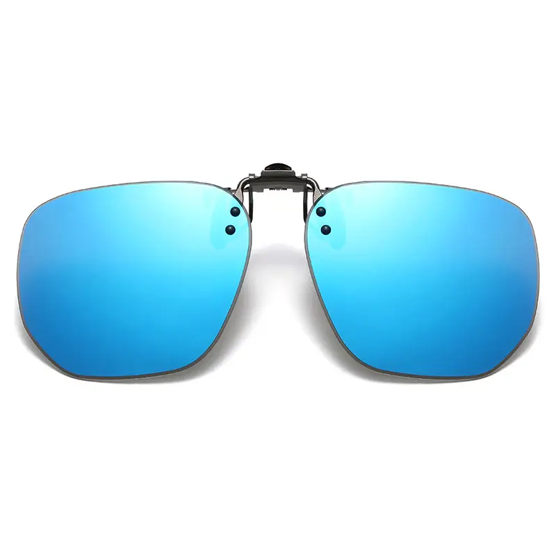 Polarized Sunglasses Clip-On for Women 2025 New European and American Fashion Stylish Myopia Clip-On Dual-Use Color-Changing Sunglasses Clip-On - Image 10