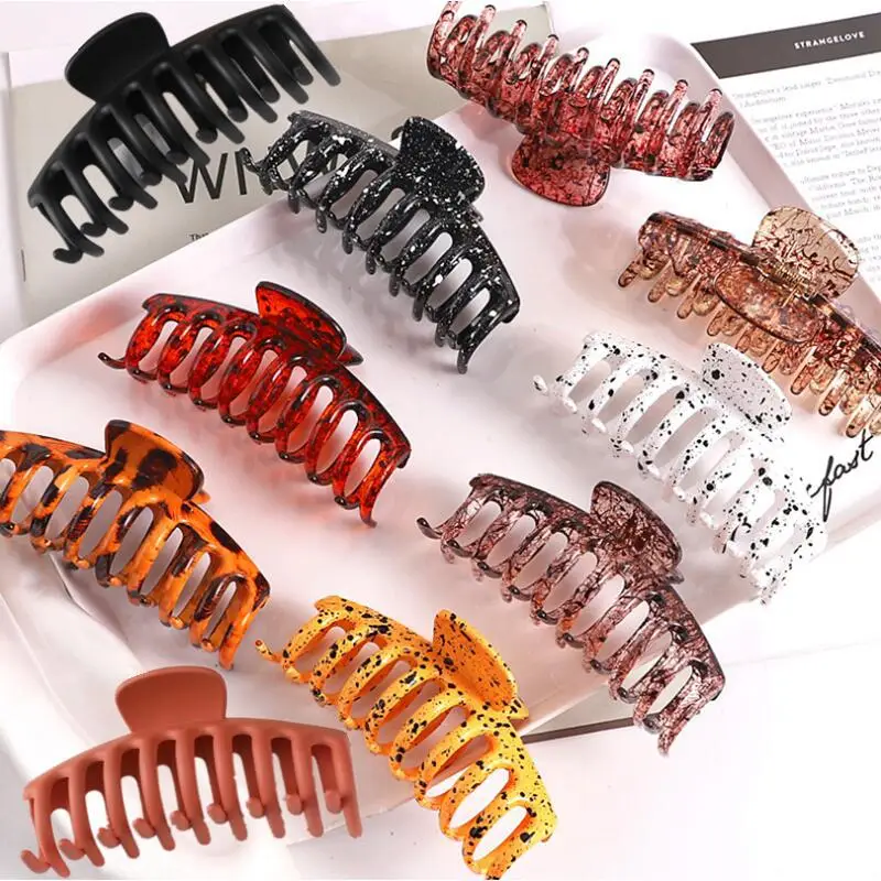Acrylic Hair Grip Back for Women - Leopard Print & Glitter Design — feature 3