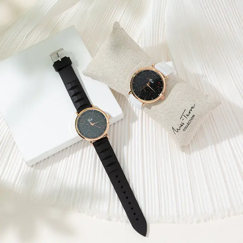 2021 New Style Couple Watch Rose Gold Black Quartz Silicone Strap - Image 6