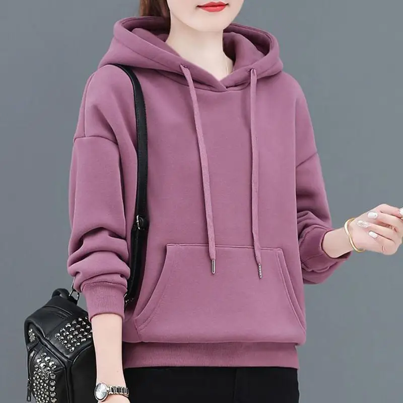 Women Red Velvet Hoodie Large Winter Warm - Image 6