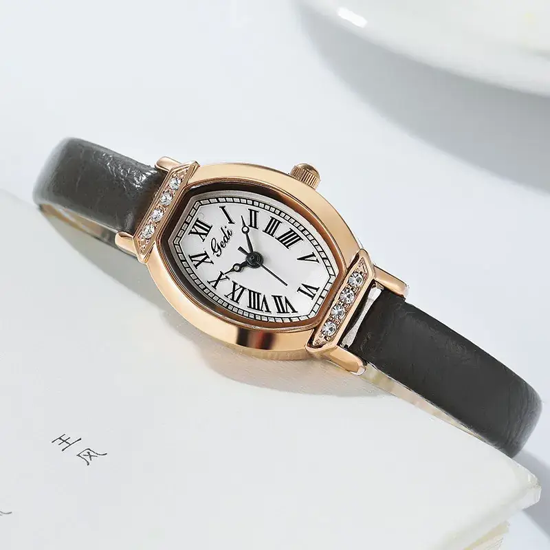 Gold Vintage Barrel Shell Quartz Watch for Women - Image 2