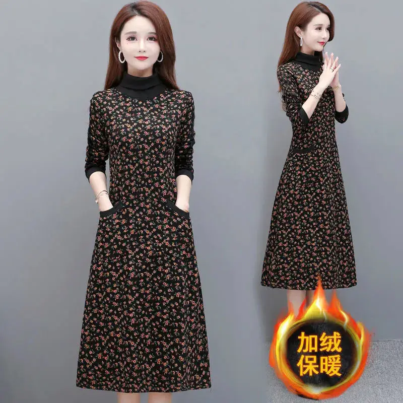Fleece Lined Floral Gown for Women Winter Warm — feature 11