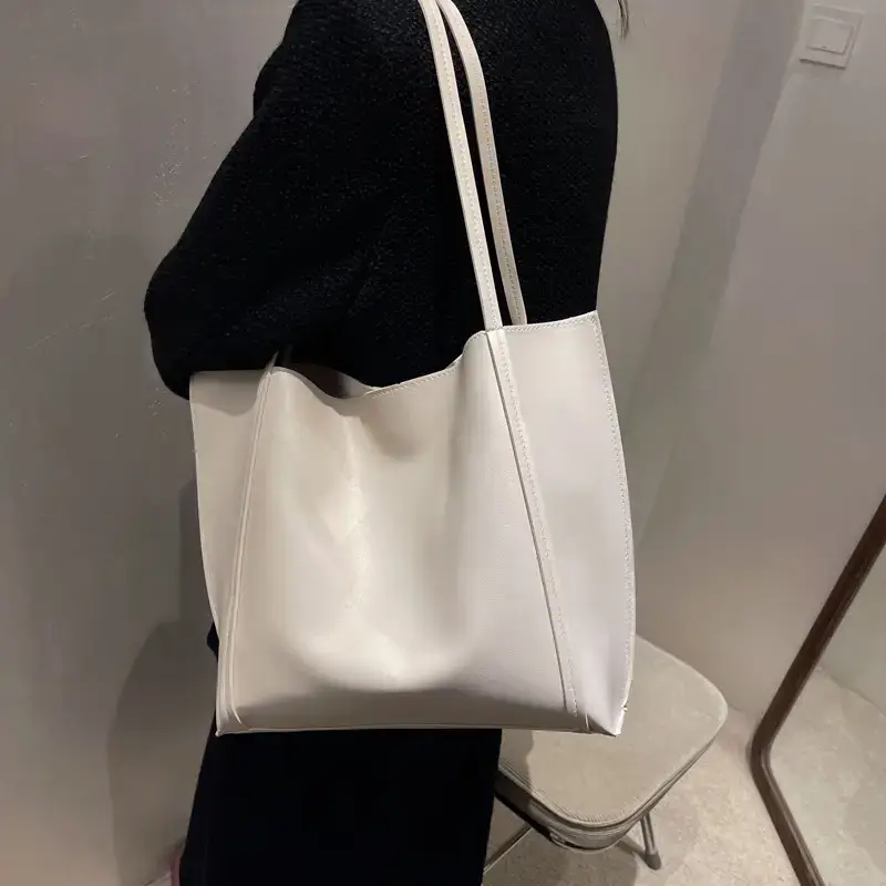 2021 New Winter White Large Shoulder Bag Women - Image 6