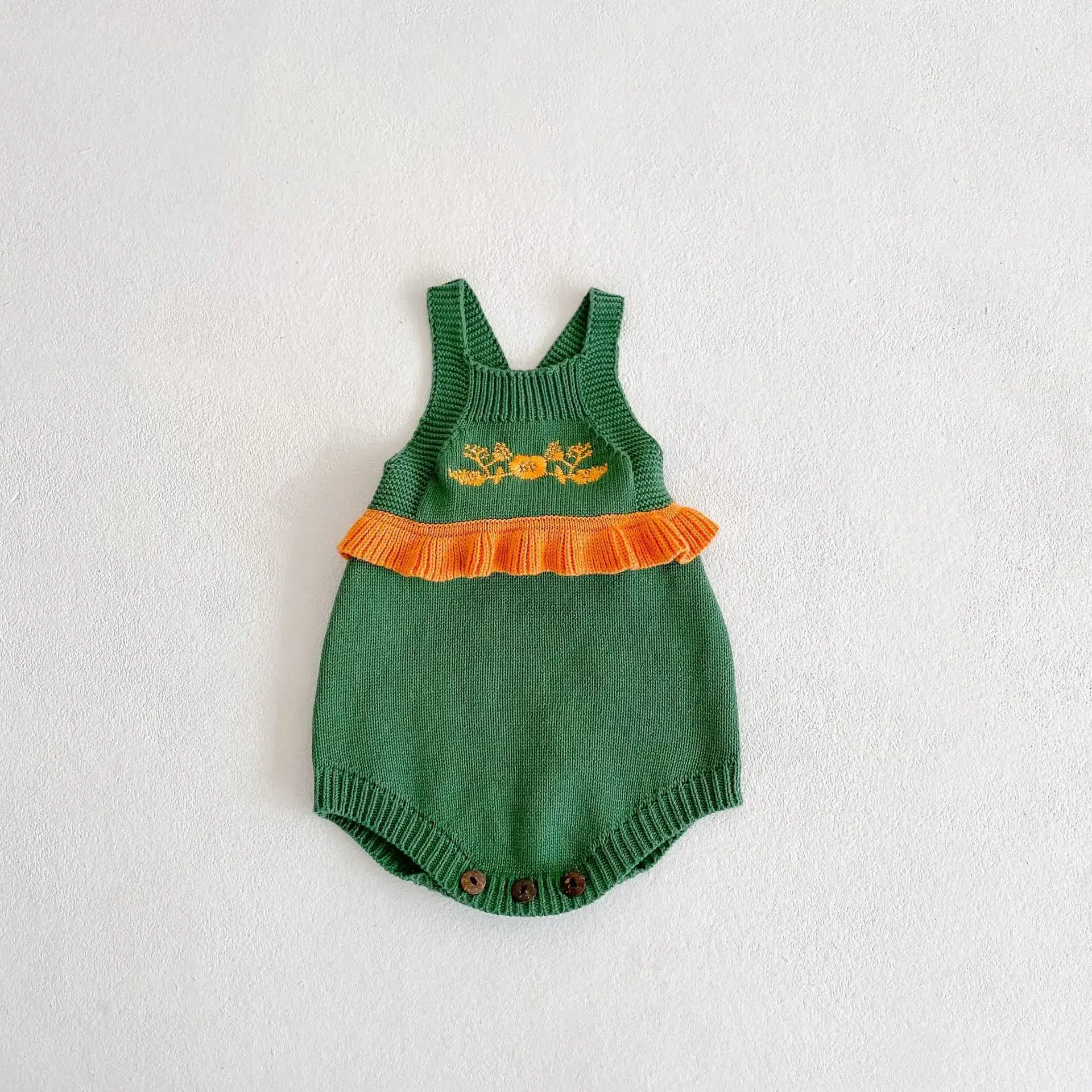 2-Piece Baby Fungus Embroidered Romper Suit Red White Green