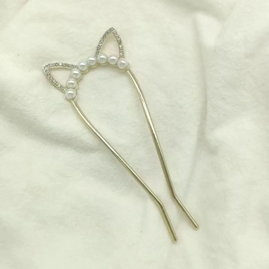 Two teeth-cat ear gold