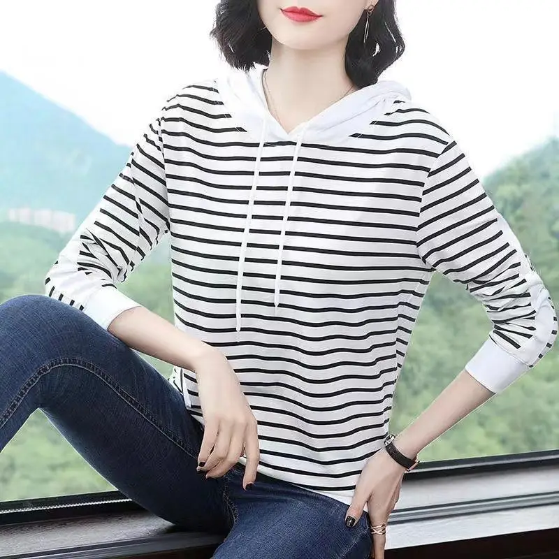 2022 Striped Hooded T-Shirt for Women Plus Size - Image 4