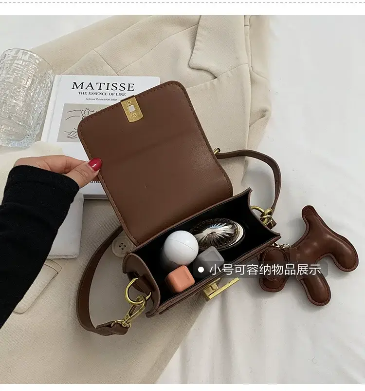 Black Square Crossbody Bag for Women 2025 — feature 15