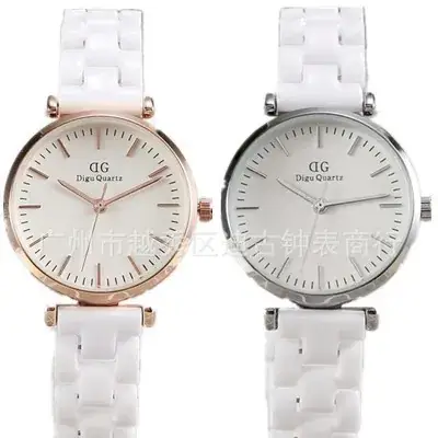Women's White Quartz Watch for Students & Casual Wear - Image 3