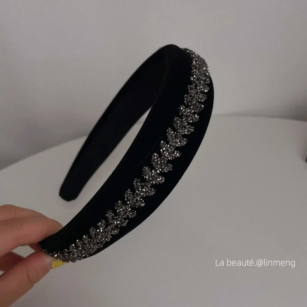 Black High-Cranial Hairband for Women - Image 10