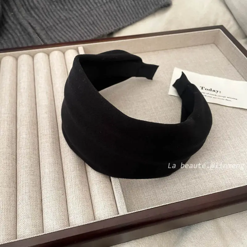 Black High-Cranial Hairband for Women - Image 130