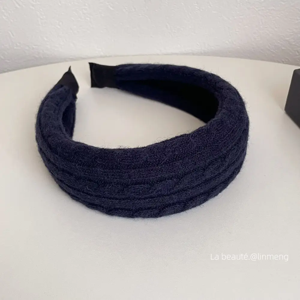 Black High-Cranial Hairband for Women - Image 17