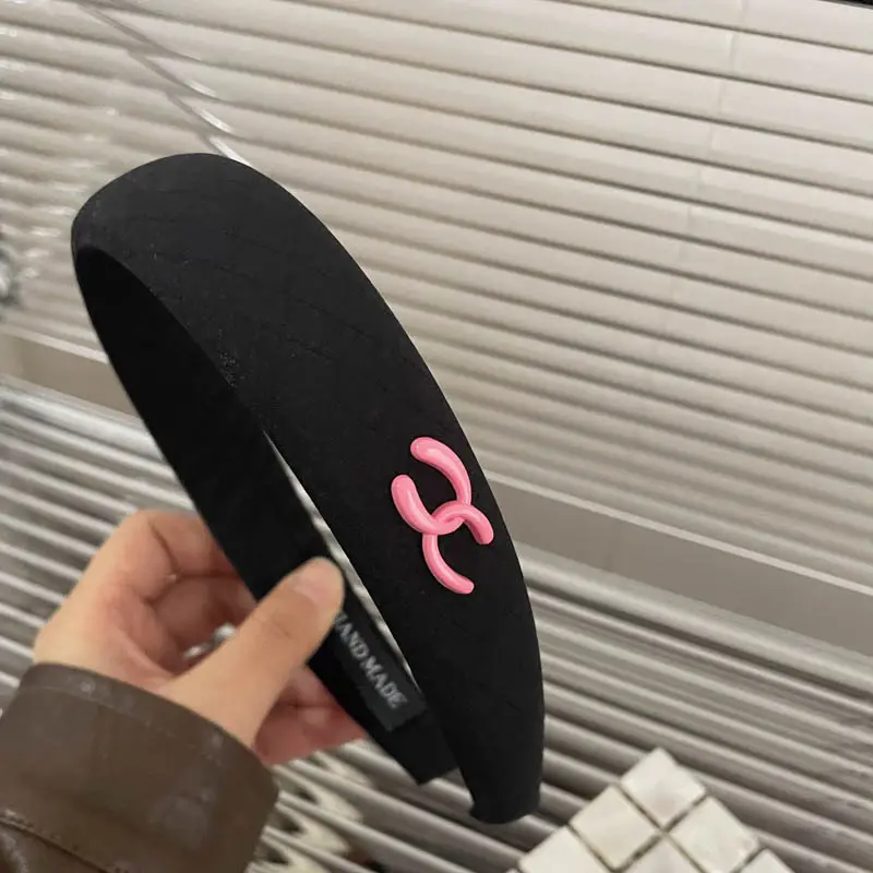 Black High-Cranial Hairband for Women - Image 136