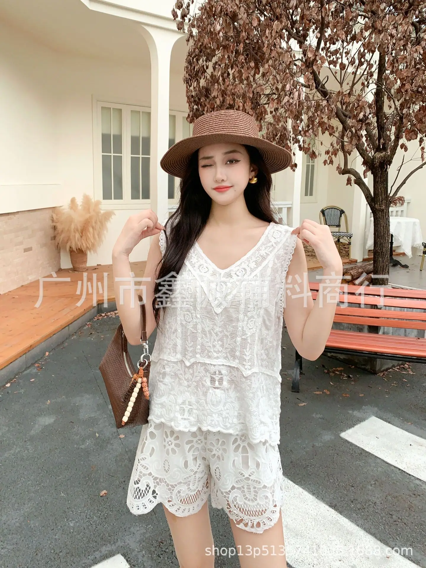 New Retro Women's Lace Shorts Set with Hat - Image 32