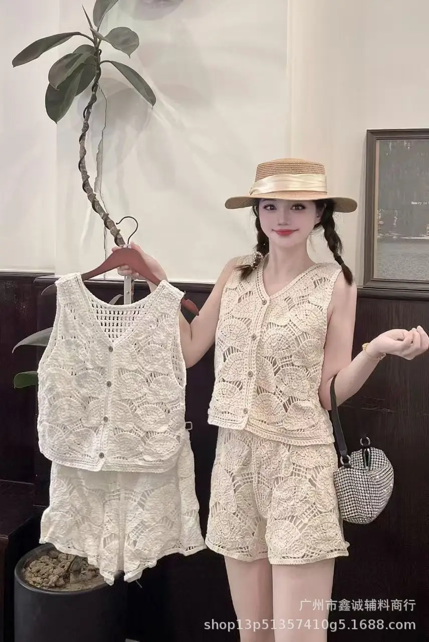New Retro Women's Lace Shorts Set with Hat - Image 35