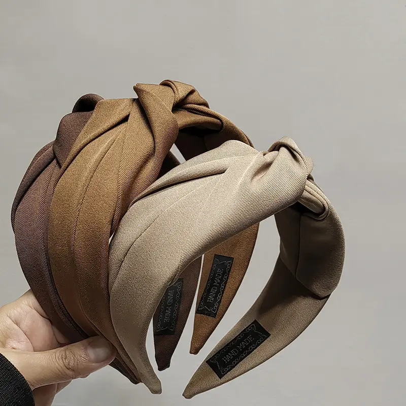 Black French Style Wide Brim Headband with Twisted Design — feature 4