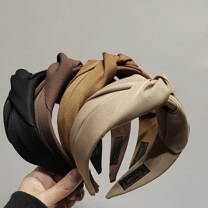 Black French Style Wide Brim Headband with Twisted Design — feature 5