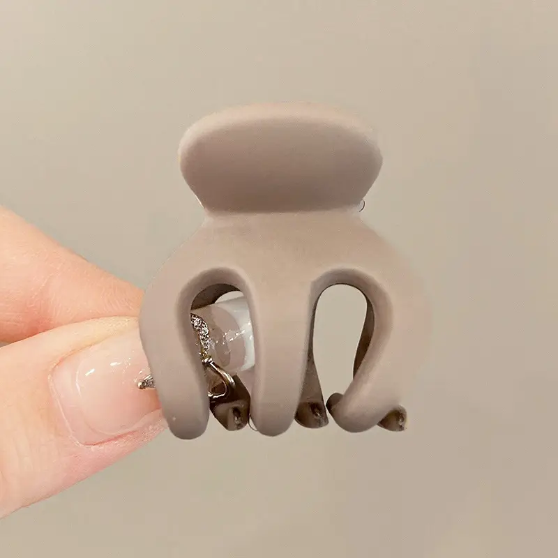 Zhou Yangqing Black Small Grab Clip High Ponytail Fixed Artifact Bangs Side Shark Hairpin Back of Head Female Hairpin - Image 11