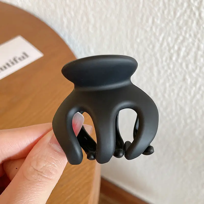 Zhou Yangqing Black Small Grab Clip High Ponytail Fixed Artifact Bangs Side Shark Hairpin Back of Head Female Hairpin - Image 14
