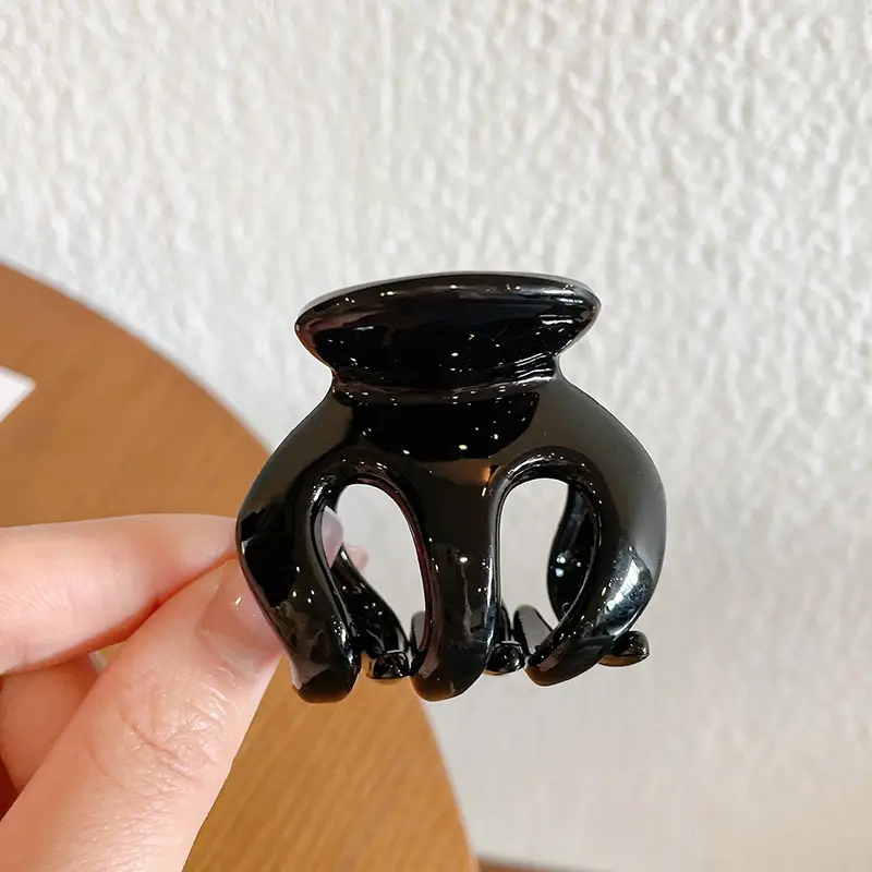 Zhou Yangqing Black Small Grab Clip High Ponytail Fixed Artifact Bangs Side Shark Hairpin Back of Head Female Hairpin - Image 15