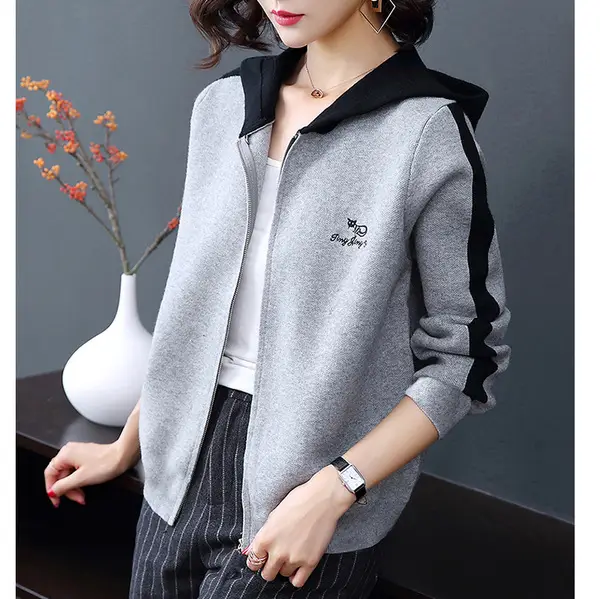 Women's Grey Hooded Fleece Jacket Autumn Winter - Image 2