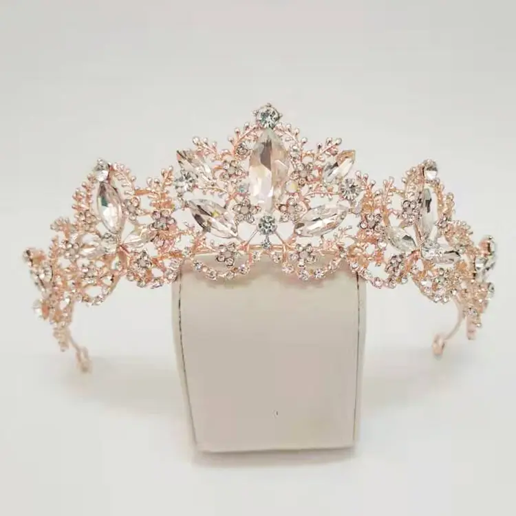 Luxury Crystal Bridal Tiara Crown for Banquet Party - Image 3