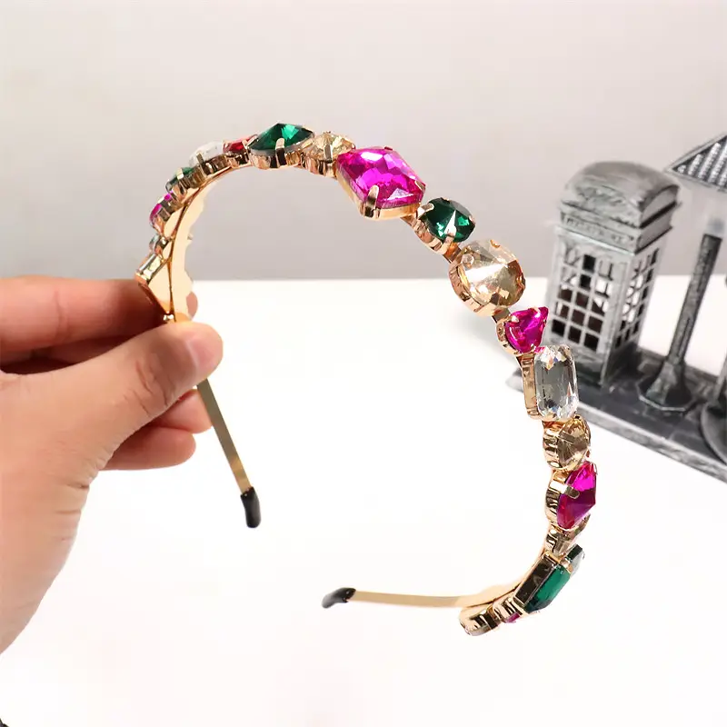 Green Rhinestone Hairpin Band for Women - Image 4