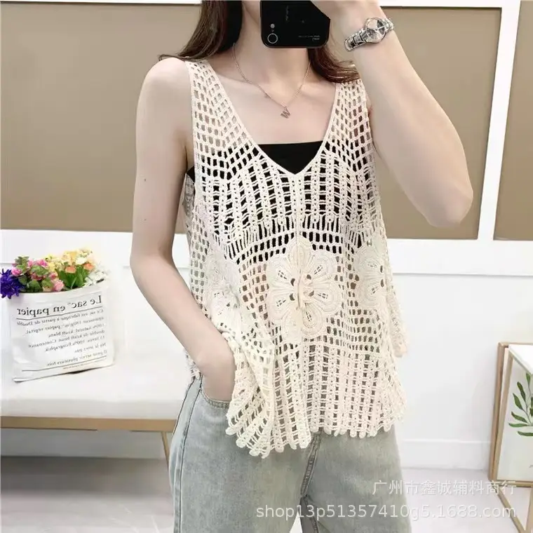 Women's V-neck Knitted V-Neck Vest Blouse - Image 18
