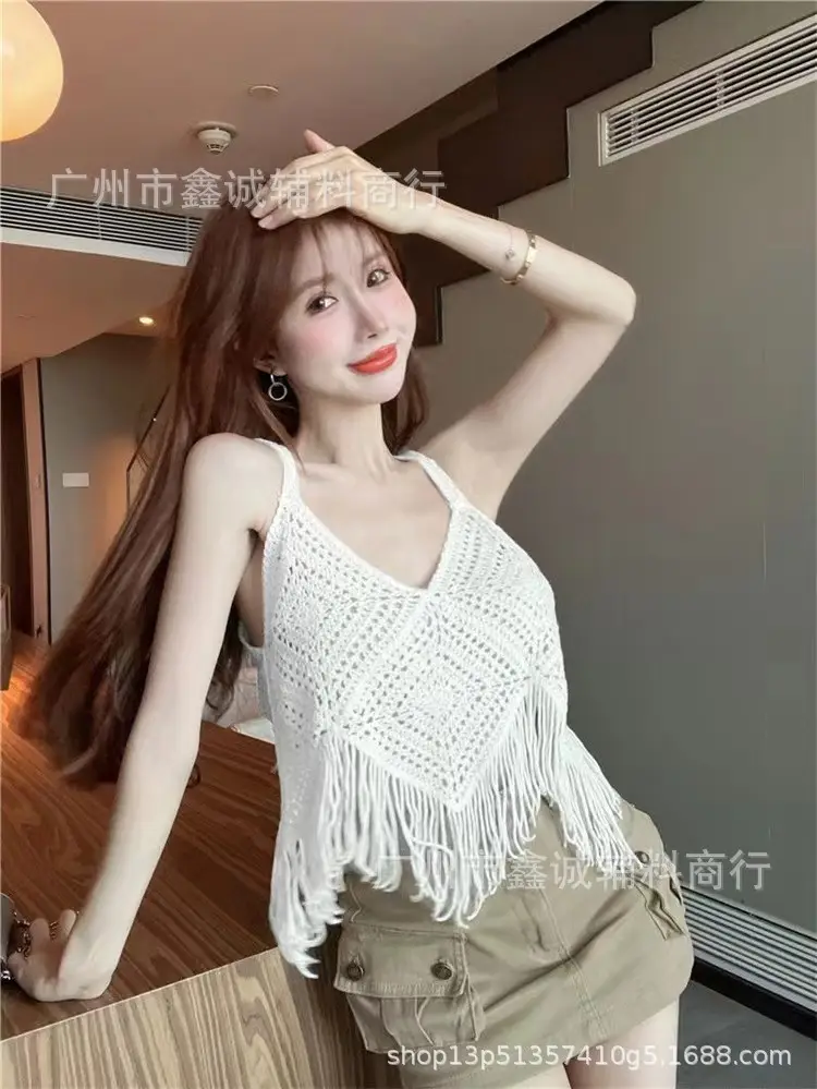Women's V-neck Knitted V-Neck Vest Blouse - Image 12