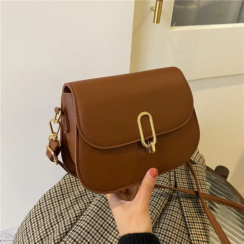 Vintage Flip Lock Shoulder Bag Women 2021 Hong Kong Style