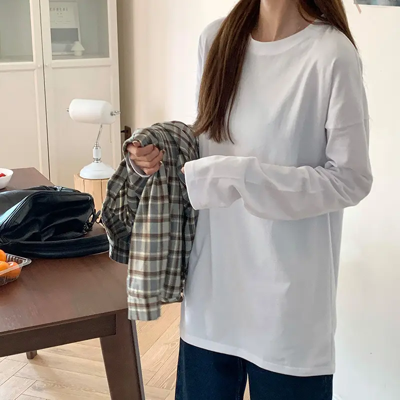 Women Fleece Long Sleeve White T-Shirt Winter Warm Loose Fit - Image 6