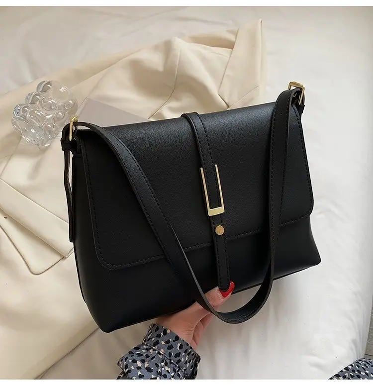 Women's Retro Brown Shoulder Bag 2022 New — feature 7