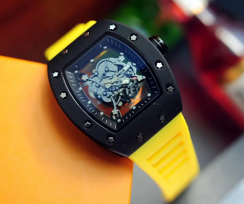 Net red hollow watch Richard through the bottom of men's and women's universal watches a generation of manufacturers supply