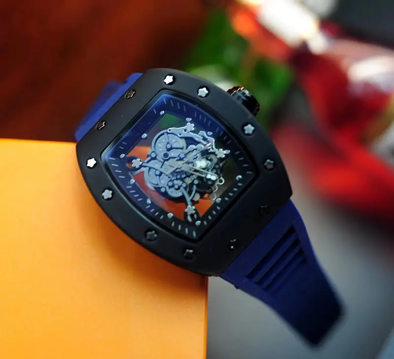 Net red hollow watch Richard through the bottom of men's and women's universal watches a generation of manufacturers supply