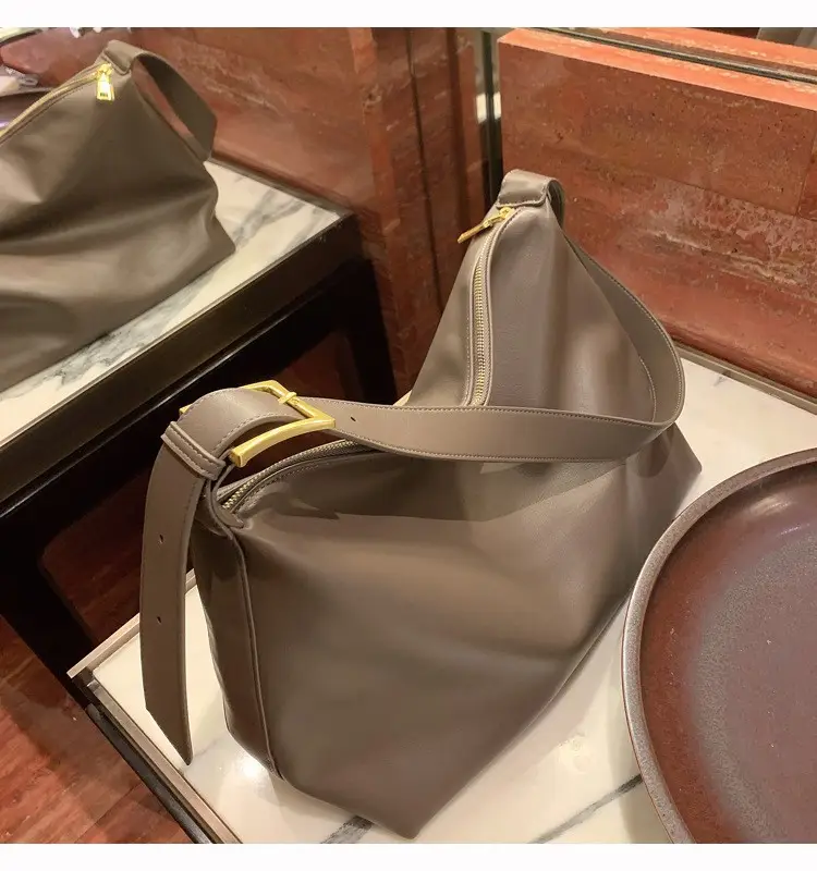Large Capacity Soft Leather Shoulder Crossbody Bag 2025 - Image 2