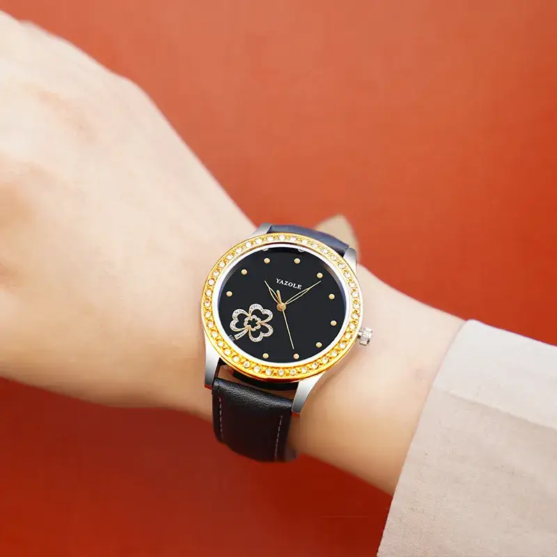 Women's Elegant Quartz Watch with Diamond Crystal Band - Image 5