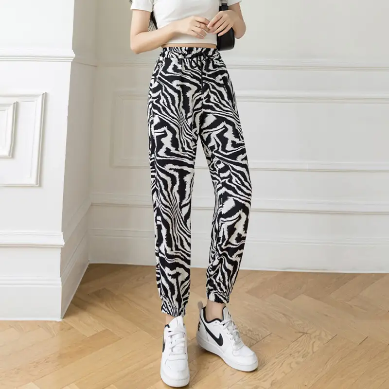 Women Ink Print Jogger Pants White Black Loose Fit - Image 20