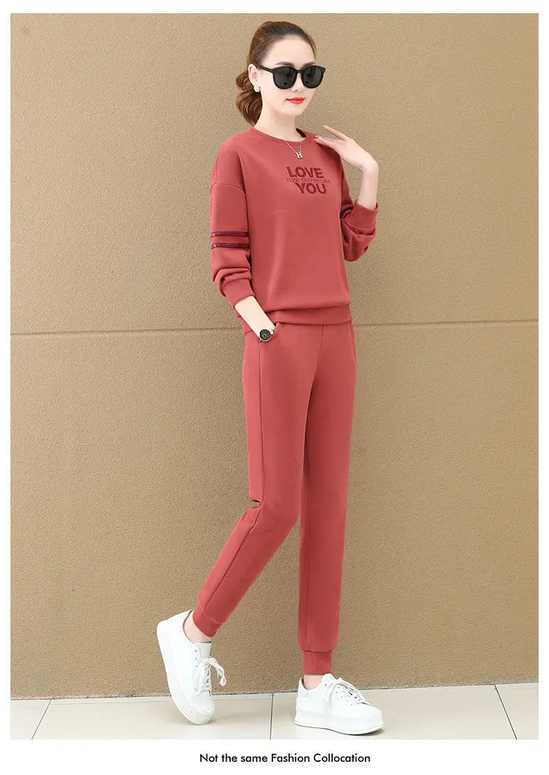 Women's 2023 Red Love Print Sweatpants Set — feature 7