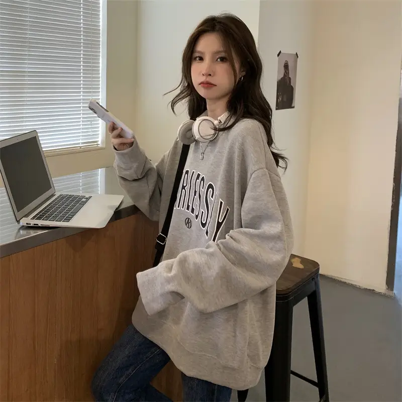 Women Long Sleeve Letter Printed Sweater Black — feature 10