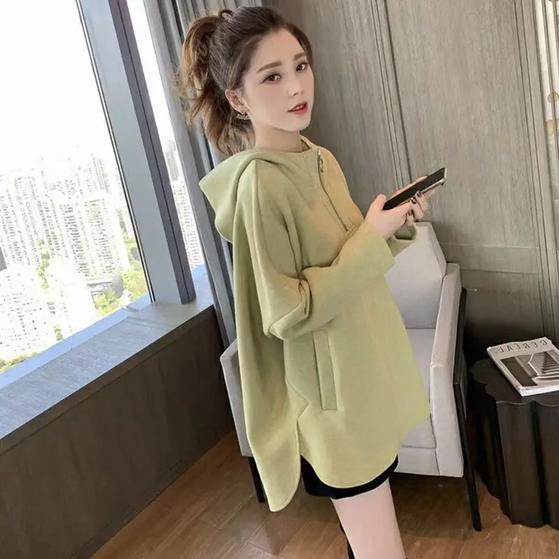 2023 Winter Hooded Velvet Sweater with Zipper Closure - Image 3