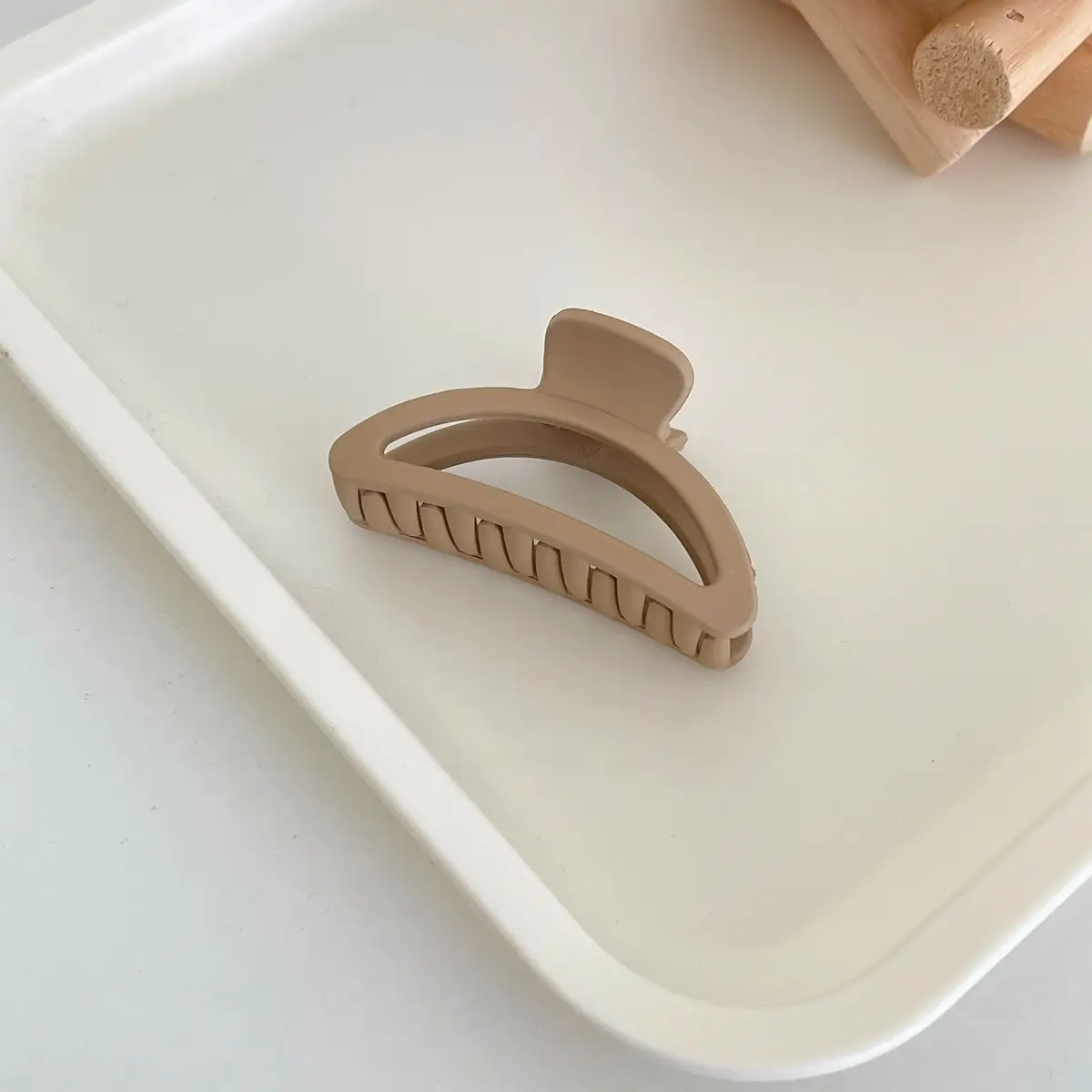 Autumn & Winter Hair Clip Collection Cross Hollow Multi-Claw Accessory - Image 18