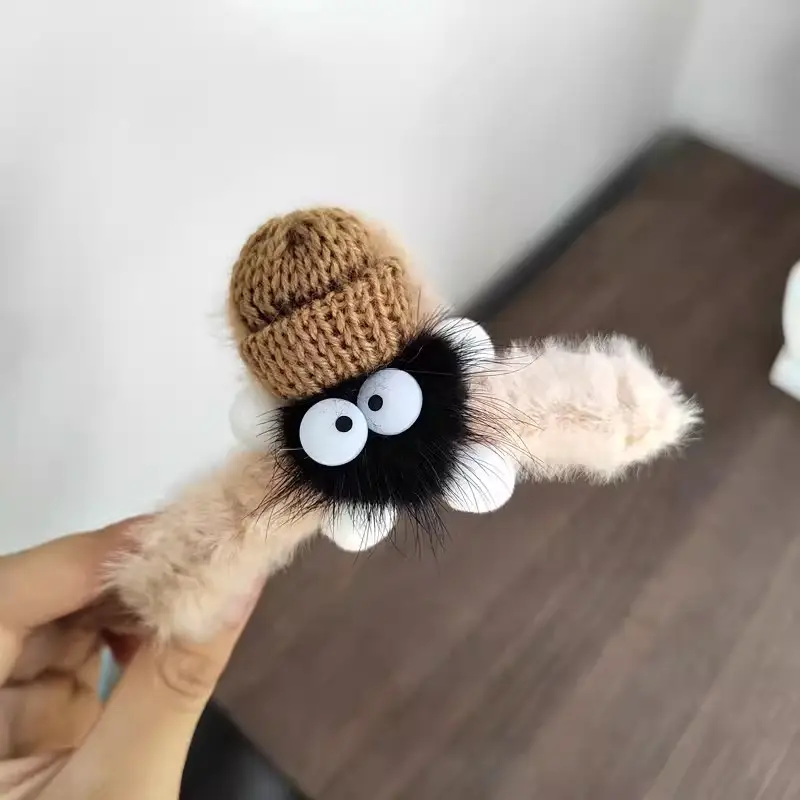 Plush Clip Headwear for Girls with Tassel and Eye Button - Image 4