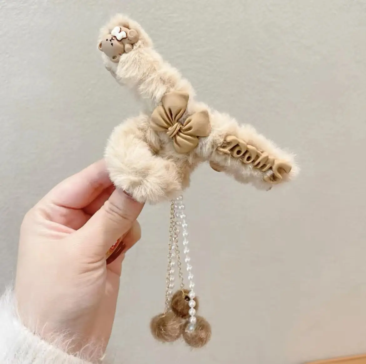 Plush Clip Headwear for Girls with Tassel and Eye Button - Image 9