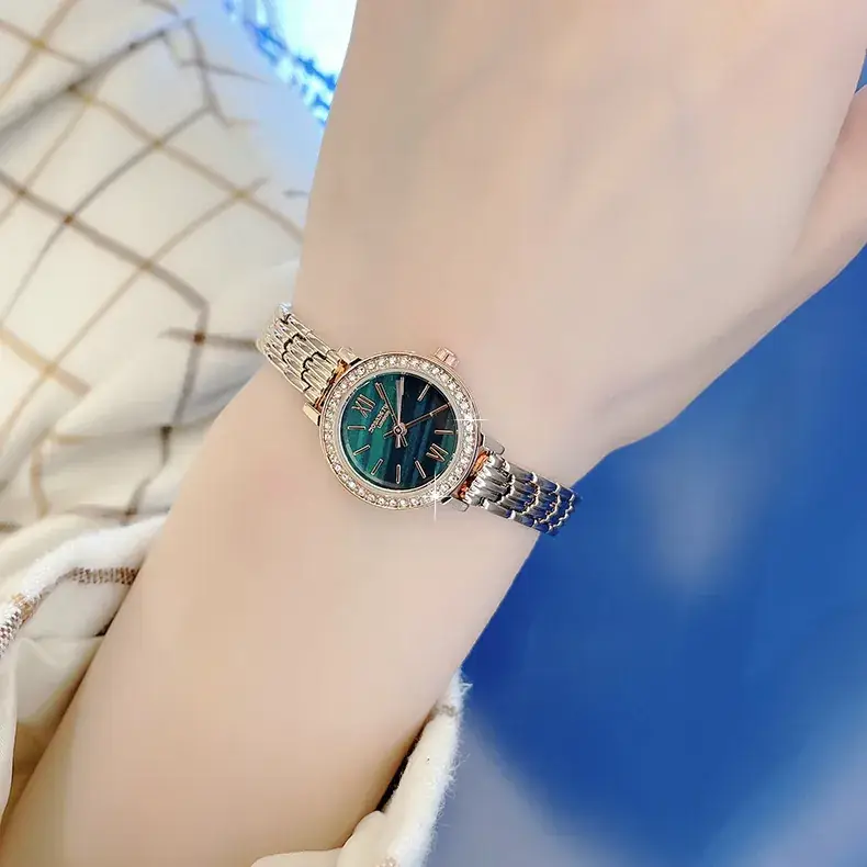 Women Roman Fritillaria Quartz Watch with Water Drop Bracelet