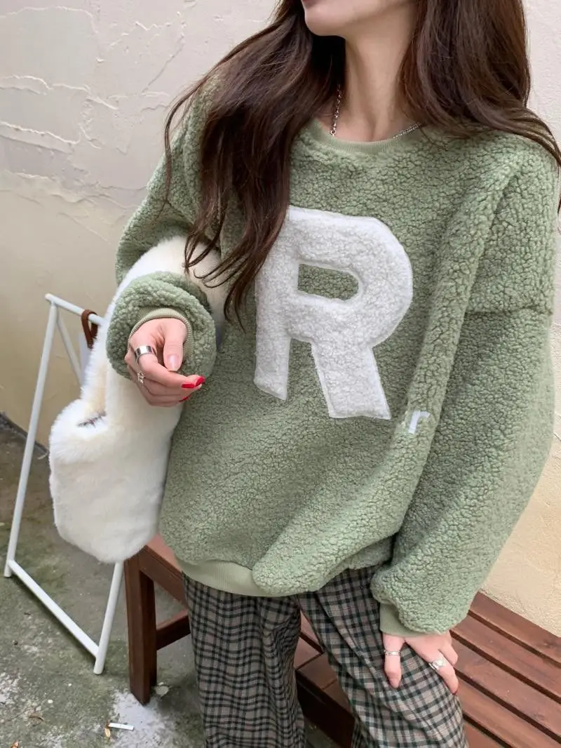 Women's 2021 Wool Letter Sweater Green Pants Set — feature 13