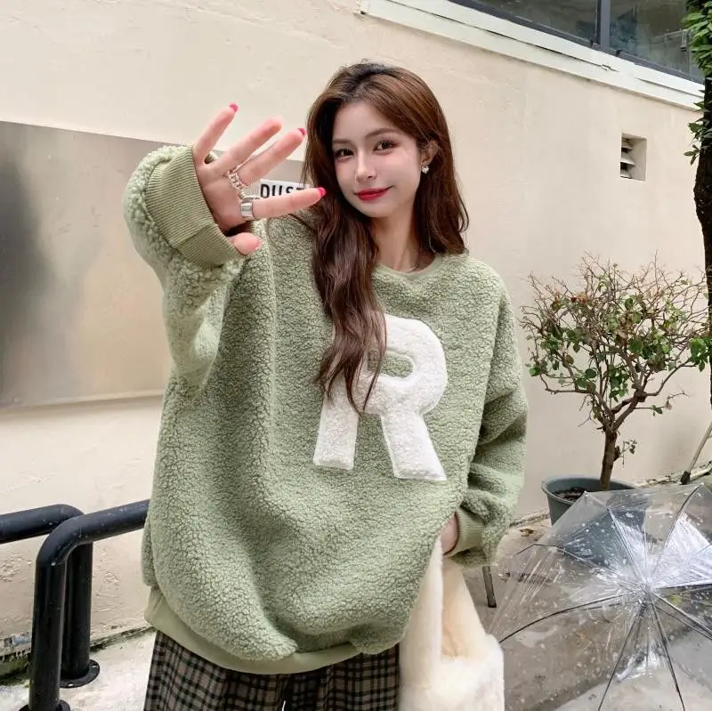 Women's 2021 Wool Letter Sweater Green Pants Set — feature 14