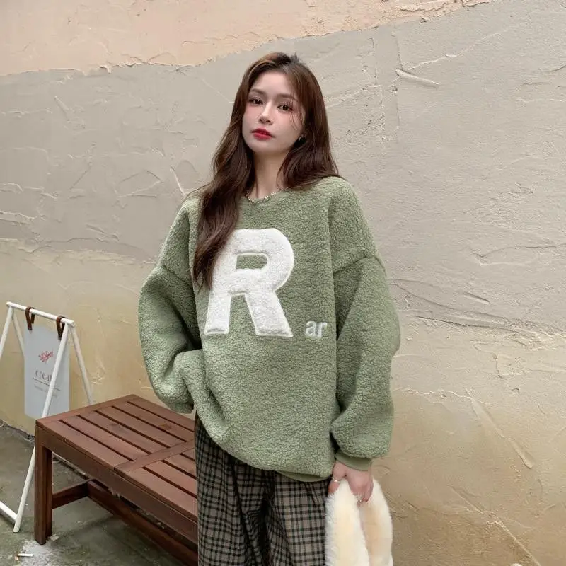 Women's 2021 Wool Letter Sweater Green Pants Set — feature 15