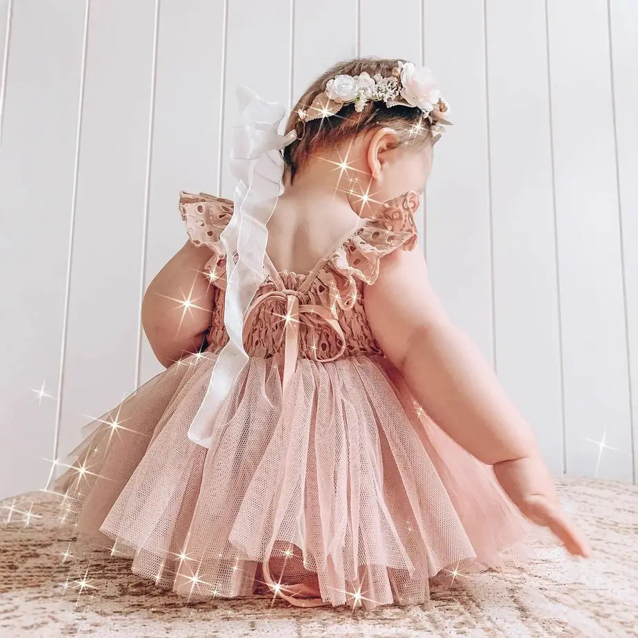 Girls' Pink & White Hollow Skirt Dress with Flying Sleeve