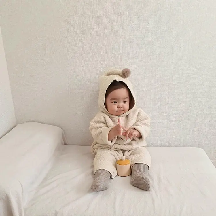 Thickened Hooded Plush Baby Suit for Boys Girls Autumn Warm - Image 3